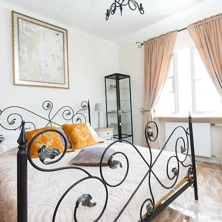 Royal Castle Square Old Town Apartment Warsaw